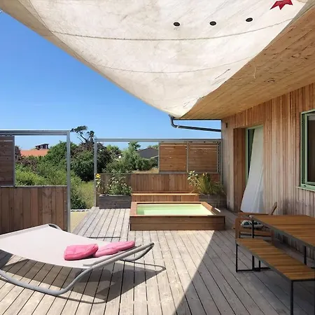 Pilotis Estuaire Ferienhaus